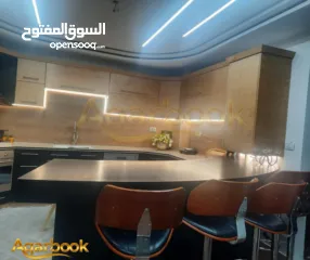  3 شقة مميزة للبيع في بيتونيا  الموقع: بالقرب من معرض بيسان