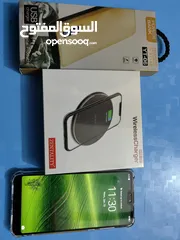  4 Huawei phone p20 Pro in excellent condition with Accessories .Support Google play services