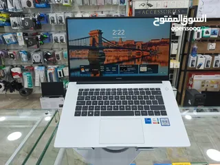  4 الجيل الحادي عشر   Ram 8 GB SSD 256 GB