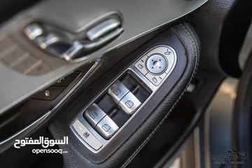  3 Mercedes Glc250 2017 Amg kit Gazoline   اللون :  فيراني من الداخل اسود  السيارة وارد الوكالة