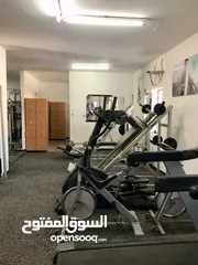  9 نادي حديد للبيع