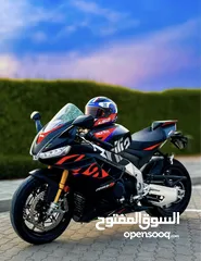  2 Aprilia RSV4 Factory 2024  - GCC