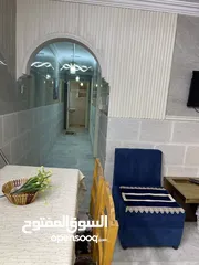  11 شقه. مفروشه.     للايجار. عمان. ابو نصير. جنب مدارس الصرح