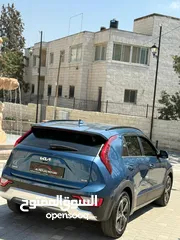  10 كيا نيرو 2022.بنزين وكهريا .الخليل او رام لله .فل عدا فتحه .بحاله ممتازه فحص نخب .مستورد