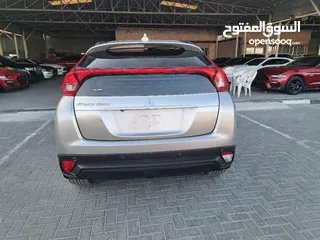  2 mitsubishi Eclipse cross model 2019 gcc good condition very nice car everything perfect