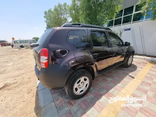  6 Renault Duster