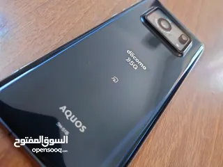  3 sharp Aquos r6 ياباني