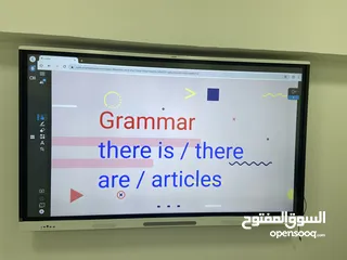  1 English teacher  معلمة لغة انجليزية