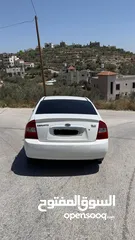  5 كيا سيراتو 2006