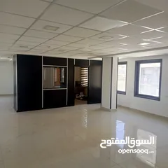  3 محل تجاري للايجار مساحة 850م