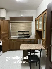  18 شقة مفروشة ثلاث غرف نوم للعائلات