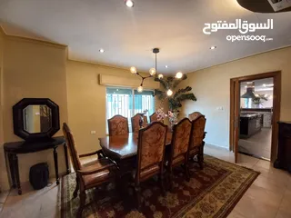  14 شقة مفروشة للإيجار 340م2 ( Property 18197 )-175107180