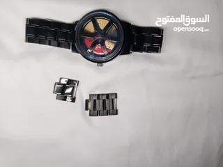 4 ساعة شكل عجل سيارة متحرك الجنط بدور