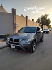  1 BMW X5 2012