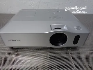  3 بروجتكر هيتاشي+ كانون ممتاز شغال 100٪  اصم بكم