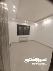  11 خلدا 245م طابق اول بسعر مناسب