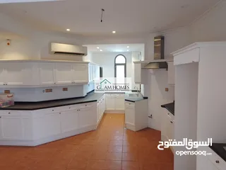  6 Beautiful 8 BR villa for rent close to the beach Ref: 578J