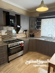  8 شقة للبيع في ضاحية الرشيد