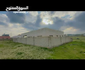  9 للبيع ارض مساحه 529 متر موقع مميز+عمار طابق واحد مساحه البناء 280 متر و مرخص على 4 طوابق على شارعين