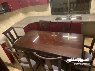  2 طاوله سفره مستعمله بسعر مغري