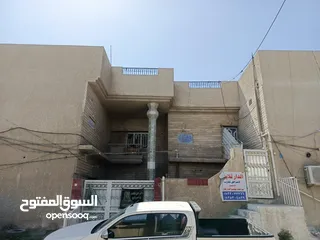  5 بيت مع شقه مفصوله تماما على الشارع الجمعيه مباشره تنفع مكاتب او دار سكني للايجار