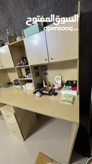  13 مكتب أثاث مكتبي خشبي مع جوارير وخزاين للمنزل لغرفه نوم او غرفة عمل حجم كبير واجهه كامله للبيع