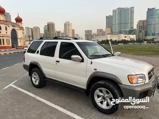  4 Nissan Pathfinder - Manual Transmission - 2004 - GCC Specs