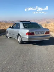  1 Mercedes Benz E-200/2001