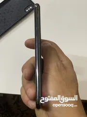  7 ايفون X ولا خشط مسكر مش مفتوح  بطارية 74 شحنها ممتاز كثير  فيس ايدي شغال  ذاكرة 256
