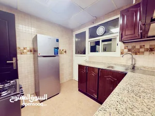  3 F3  /  غرفة وصالة - قريب من الحوت وهاشم  هايبر ماركت -  ايجار شهري  - شامل جميع الفواتير -  الروضة 3