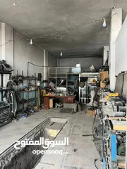  2 مبنى تجاري للبيع على شارع الرئيسي - الكرك- موته مساحه 675 متر