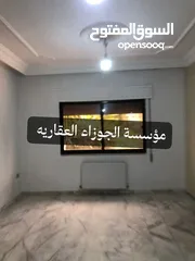  11 بيت مستقل فارغ للايجار في منطقة الزهور مساحة 250 متر داخلي مع حديقة 300 متر