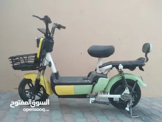  1 دراجة كهربائيه مستعمله بدون اي خراب