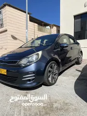  1 Kia Rio 2016 ( Hatchback) EX