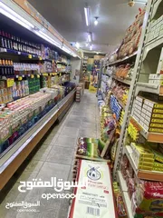  6 محل للبيع في ابو نصير