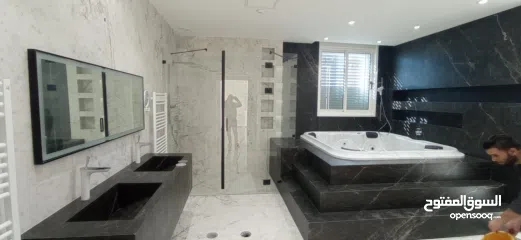  12 زجاج وألمنيوم