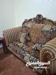  10 للبيع طقم كنب تفصيل خشب زان – حالة ممتازة  بالإضافه الى 3 اسكملات