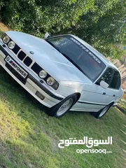  2 BMW ابيض موديل 90