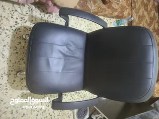  1 كراسي مكتب دوار  عدد 2