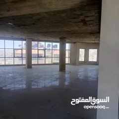  13 مكاتب جديدة للايجار مساحات واسعة