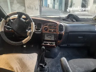  4 ستاركس ليمتد موديل 2000