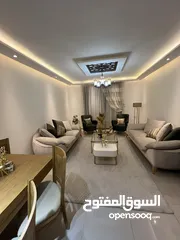  1 شقة للبيع في منطقة البيرة بمساحة 220 متر