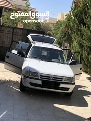  1 أوبل آسترا للبيع