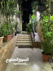  7 شقه للايجار مفروشه في المهندسين شارع شهاب من المالك