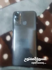  8 hot 12i  64 g  بسعر مغري