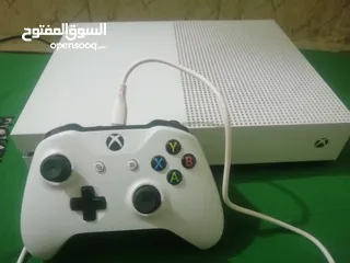  1 اكس بوكس ون اس للبيع أقره الوصف مهم