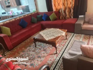  4 طقمين كنب للبيع تفصيل بحاله جيدة مستعمل بحاله جيدة للبيع