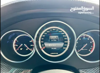  9 مرسيدس بنز cls63 2014 وارد كندا بدون حوادث ماشي 220 الف صبغ وكالة