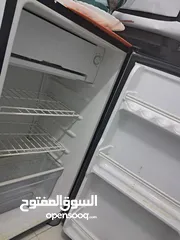  2 ثلاجة مكتب samix حالة ممتازة جدا