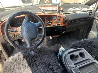 12 باص هونداي ستاريكس  للبيع 2003
